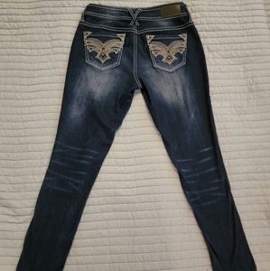 Distressed hydraulic jeans